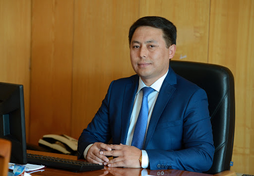 Экс-главу пресс-службы Алмазбека Атамбаева вызывали на допрос в ГКНБ
