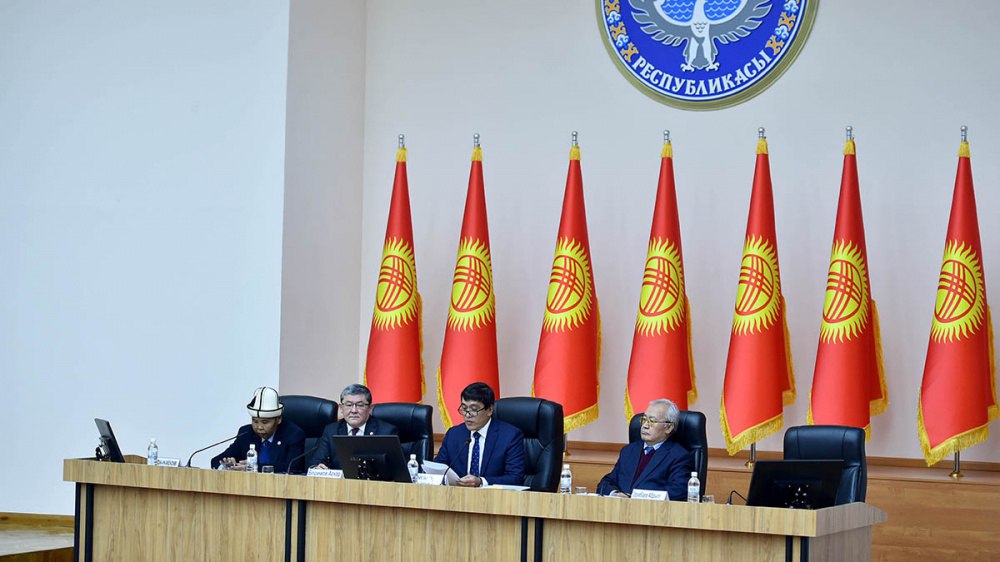 «Кыргыз жараны», религия и нравственность. Какие концепции реализуют власти КР?