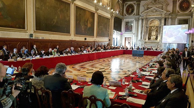 Изменения в закон о регламенте Жогорку Кенеша рассмотрела Венецианская комиссия