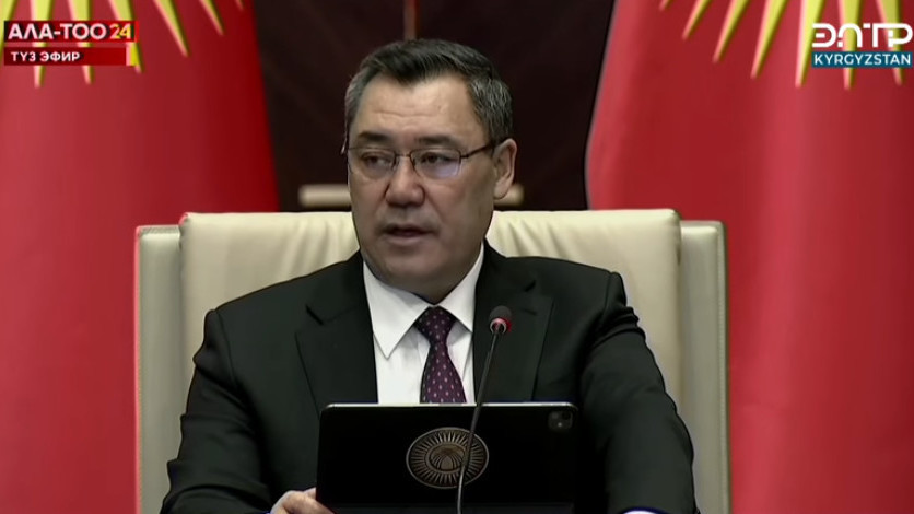 Садыр Жапаров запретил чиновникам брать на работу родственников, өкүл бала, аяш үкө и земляков